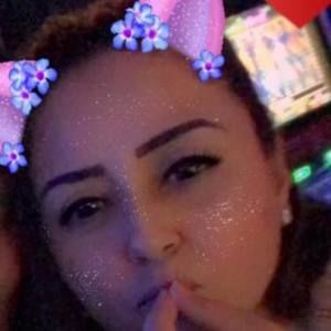 Meet your Posher, Gloria